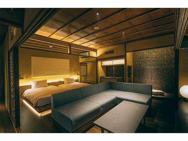 ���S�N���V�b�N�z�e���F�U �R�[����Q��