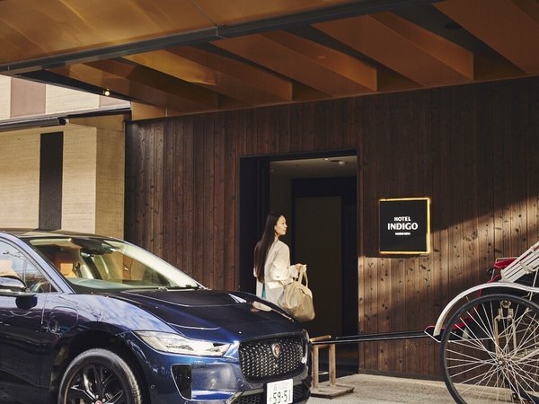 �z�e���C���f�B�S�������� by IHG�F���ԏ�