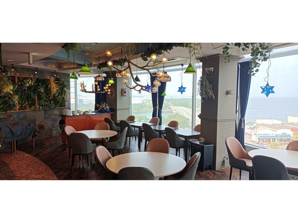 �؍X�Ãx�C�^�E���z�e���F���H