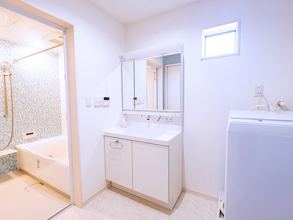 2�K�o�X���[��