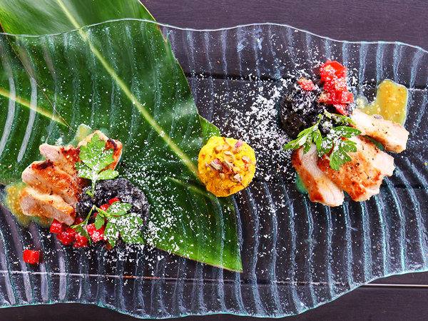 �C�Ɛ���̏����ȏh�@�v�`�r�r�`�@�v�`�r�r�`�̎{�ݎʐ^3