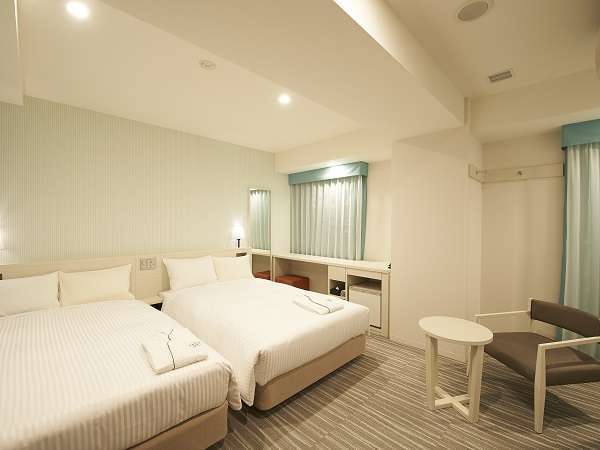 ���S�t���b�T�C������O���ځF���j�o�[�T���c�C�����[��