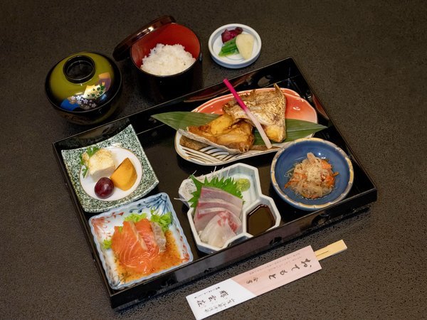 �����̏h�@�P�_���F�ċ���H