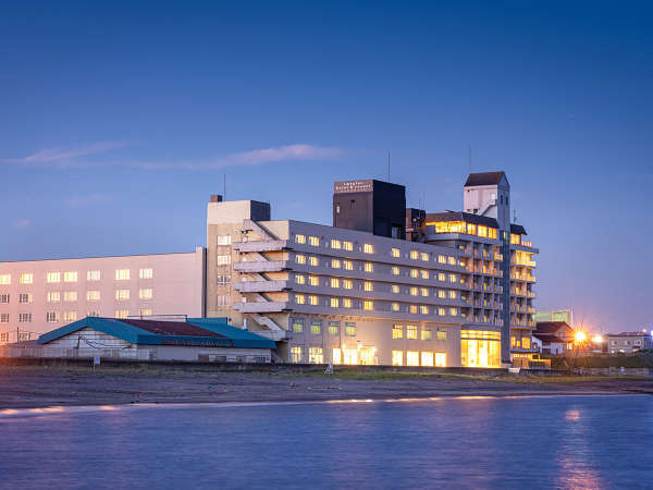 �C�}�W�� �z�e�������]�[�g���ق̊O�ώʐ^