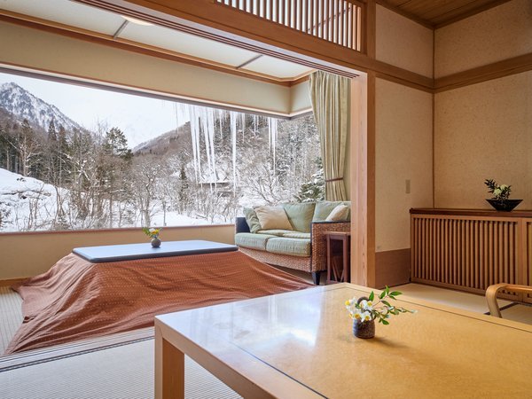 �q�����璭�߂��̒J��x�B���̋G�߂����̐�i�X�e�C�����y���݂�������/�a��10��+4.5��i���j