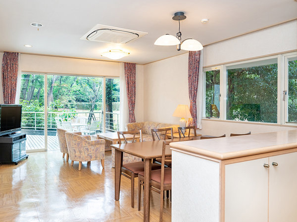 Bedroom Groups in Hawaii, Oahu, Hilo, Kona, Maui | HomeWorld