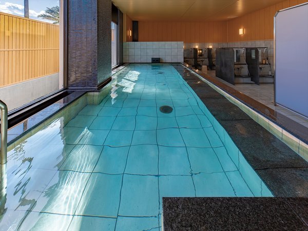 ������������@�z�e���O���[���v���U����F���A�����