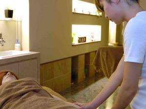 �g�P�X�N�X���{�قɒa���G�X�e���[���`���܂ɂ͎����ɂ��J���`���\��͂R���O�܂�