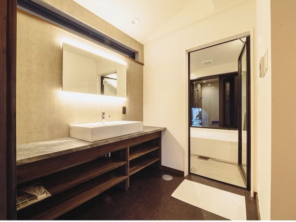 �y�����̊ԁz�@����