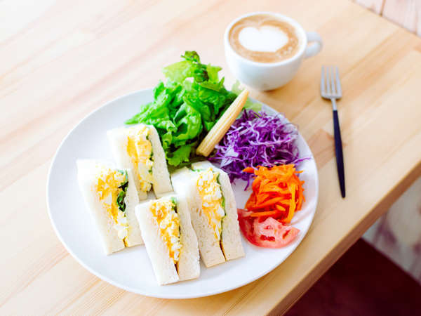 Hanke -Sandwich&Inn-�̎{�ݎʐ^3