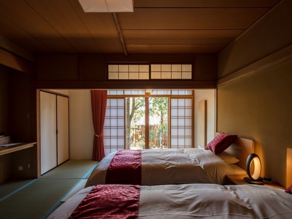 *y^ʎEǂzxbh[΂𒭂߁A₩ȎԂ߂B