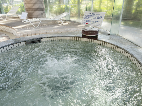 ��I���l����@�����̏h�N�A�n�E�X���l�F�C�A�������Ń��t���b�V��