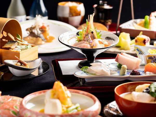 会津芦ノ牧温泉 大川荘 絶景露天風呂と美食懐石が自慢の老舗旅館