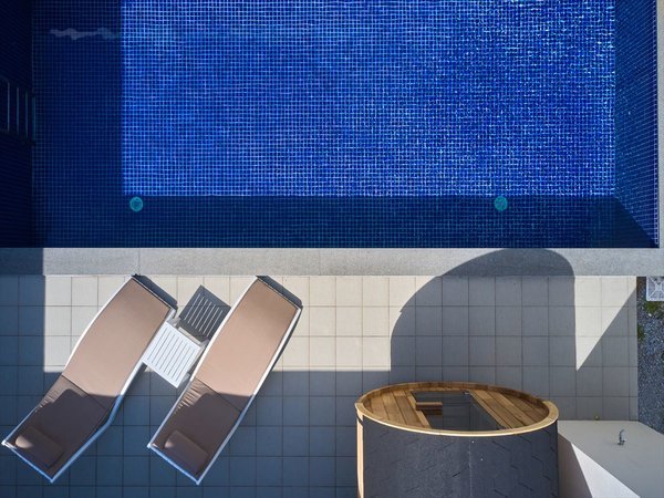 The�@Pool�@& Sauna Villa MOTOBU�̊O�ώʐ^