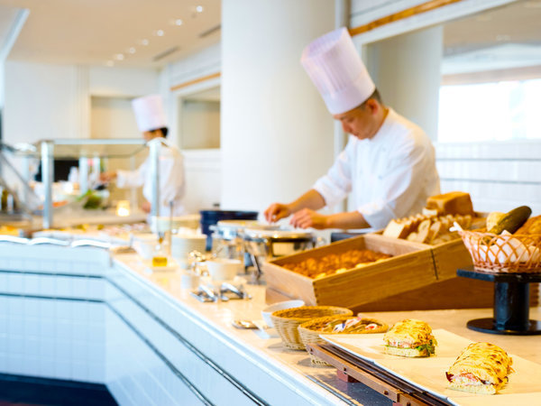 ���R�n�} �O�����h �C���^�[�R���`�l���^�� �z�e�� by IHG�F�N���u�C���^�[�R���`�l���^�����E���W��