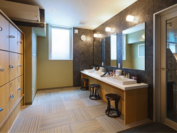 �z�e���@�E�G�X�g�R�[�g�����F�E�ߏ�