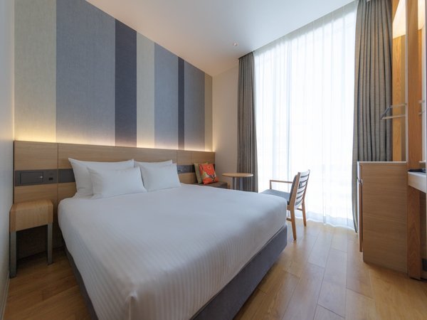 �y�X�[�y���A�_�u�����[���z23���Ă�1�`2������A�x�b�h��160cm���̃N�C�[���T�C�Y�̂������ɂȂ�܂��B