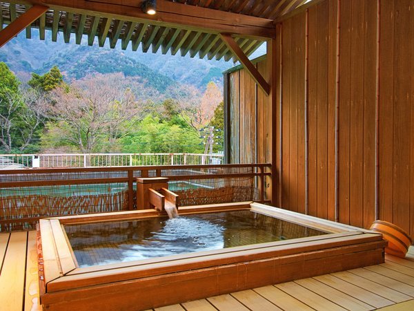 ��F�R��]�ސ_�q�̘I�V���C