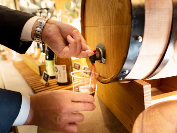 �X�[�p�[�z�e��Premier���É��V�R������ʌ��@�����̓��F�c�Ǝ���