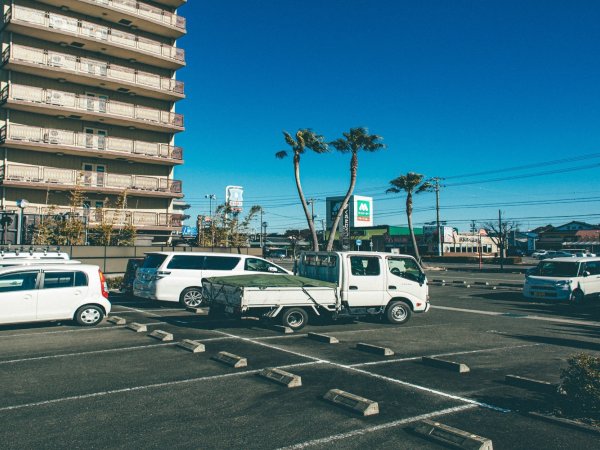 ���ꂽ���C���e��C���^�[�F�������ԏ�