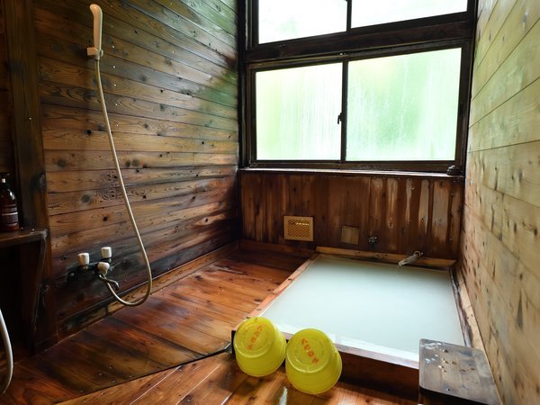 �y�Q�X�g�n�E�X����̂�����z�������@�~���L�[�O���[���̓V�R��������t���Q�X�g�n�E�X ������