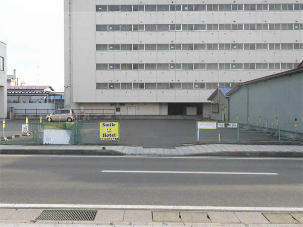�X�}�C���z�e���\�a�c�F��񒓎ԏ�