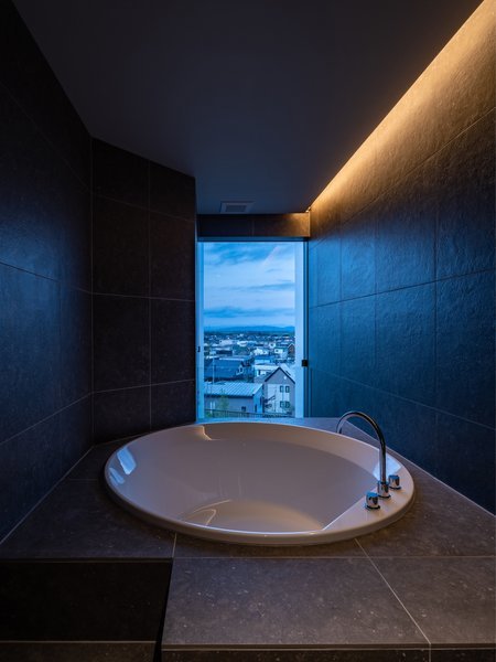 �m�X�C�[�g�n�����͑����S�J�ɂȂ�̂ŘI�V���C�Ƃ��Ă��y���߂܂�