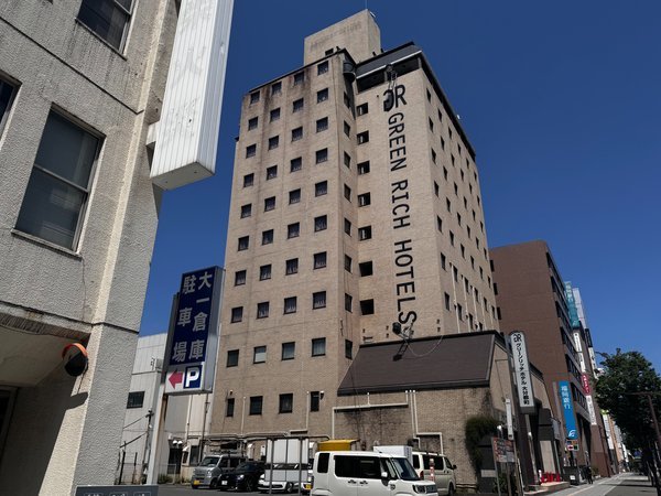 �z�e����p���ԏ�14�����痂12���܂�1100�~�o������\