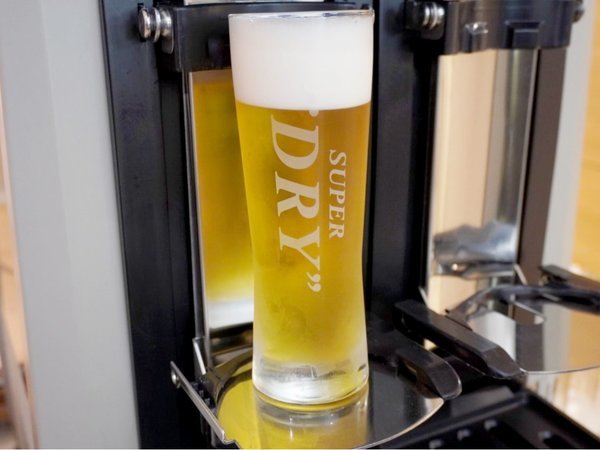 CANDEO�@HOTELS�i�J���f�I�z�e���Y�j��ÌF�{��`�F�e��A���R�[���ށE�h�����N�����ݕ���I