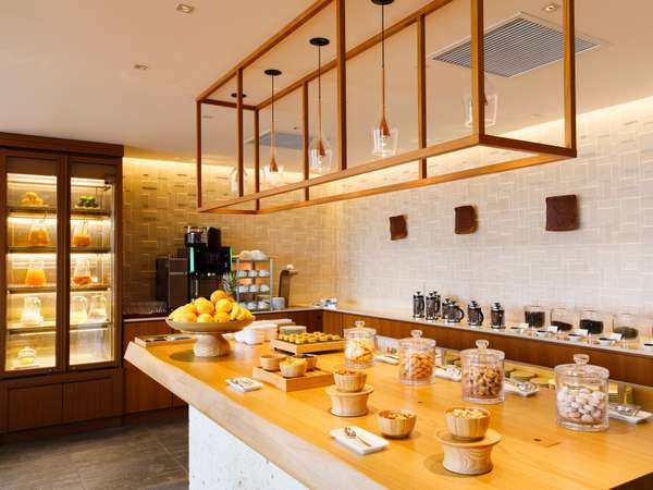 �n�C�A�b�g ���[�W�F���V�[ ���Ǌ_�A�C�����h ����F���e�B�[�^�C����