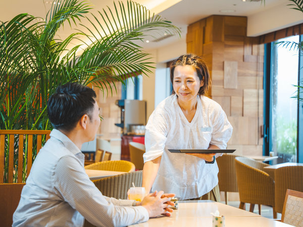 �n�C�A�b�g ���[�W�F���V�[ ���Ǌ_�A�C�����h ����F���E�F���J���h�����N��