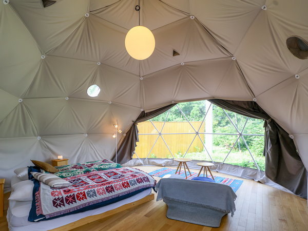 画像(■【グランピングドーム】2名様/28平米・専用デッキ・トイレ付)