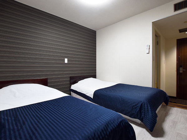 �〈��z�e���S���̎{�ݎʐ^2