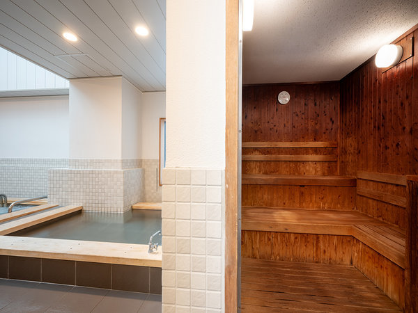 �j�� �T�E�i