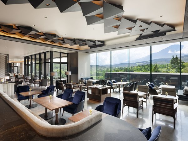 �x�m�X�s�[�h�E�F�C�z�e��, �A���o�E���h �R���N�V���� by Hyatt�F���\��͂����߂�