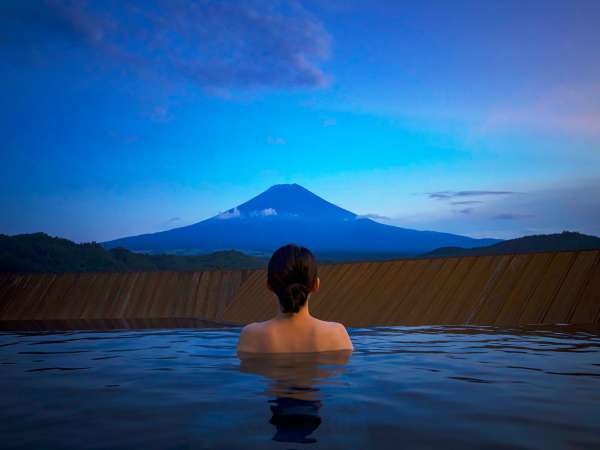 庭園と感動の宿　富士山温泉　ホテル鐘山苑