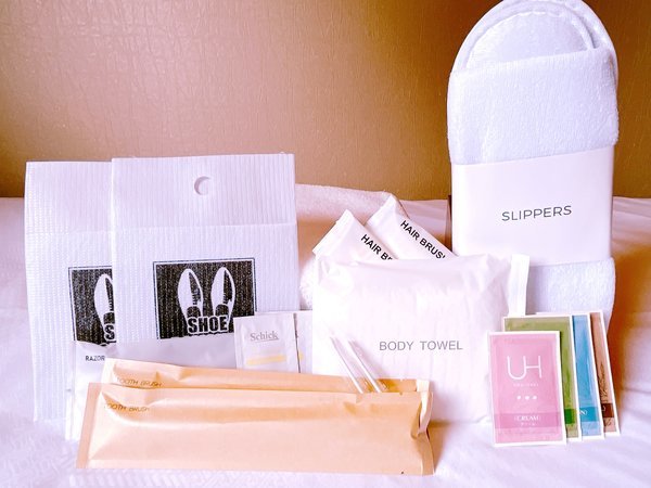 �ςȃz�e���v���~�A���s�@�܏��G�ہF�A���j�e�B