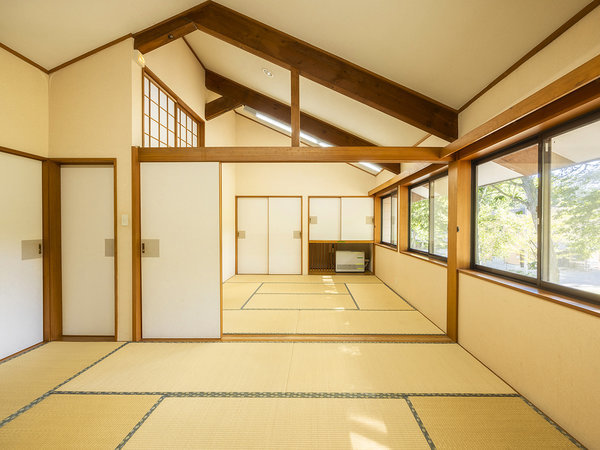 �y���b�WB�@2�K�z�����Ȃ��q�l����������Ă����S�̘a���ł������