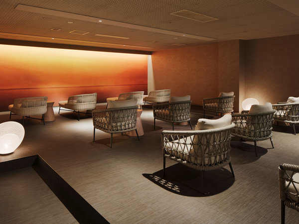 �O�����h�����L���[�����i�΃��]�[�g���X�p�FONSEN LOUNGE