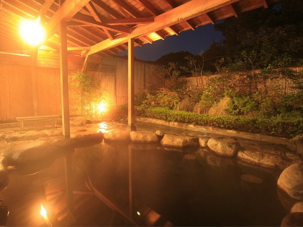 �y�����̓��z��̂����炬�𕷂��Ȃ���A�������Ƃ��������������܂��B