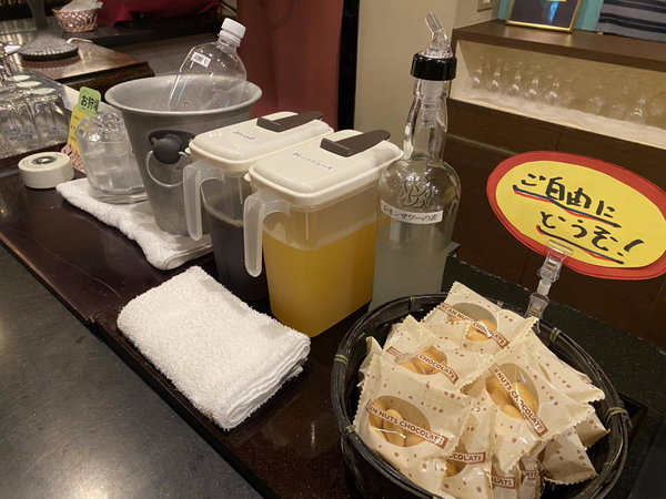 �y�����^�C���z���h���̂��q�l����Łu�����^�C���v�𖈓����{���ł��B�i16:00�`18:00�j