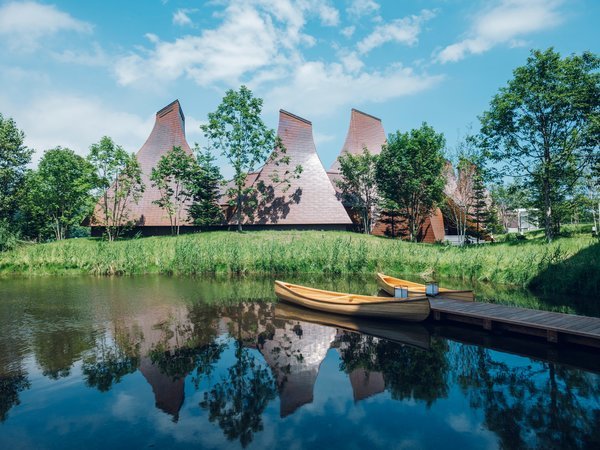 �y���샊�]�[�g�@�E �|���g�z�|���g�΂̉��ɂЂ���A�Ƃ񂪂蓒�����̏h