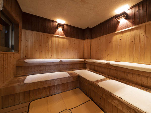 ��O�̓��F�T�E�i