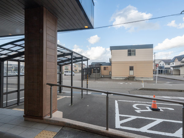 ��O�̓��F���ʒ��ԏ�