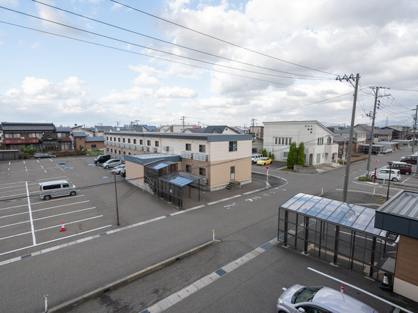 ��O�̓��F���ʒ��ԏ�