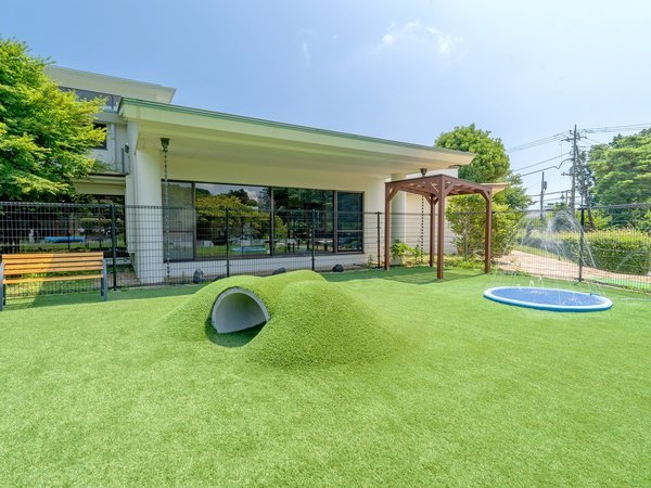 �����p���_�C�X �ɓ������Fdog park�i���^����p�j