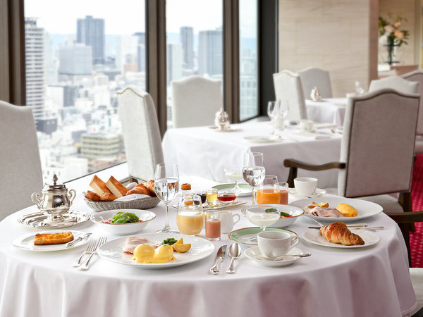���[�K���C�����z�e����� ���B�j�F�b�g�R���N�V���� by IHG�F�u���X�g�����V�����{�[���v�Ŗ��키�A�X�C�[�g�h���Ҍ���̒��H