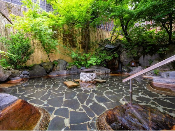 嗁̘IVCBz㓒򉷐́AԂꏏɓłDłB