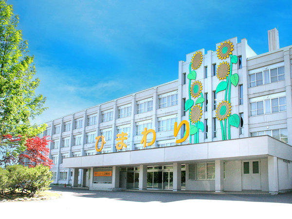 �z�X�e���Ђ܂��̎{�ݎʐ^1