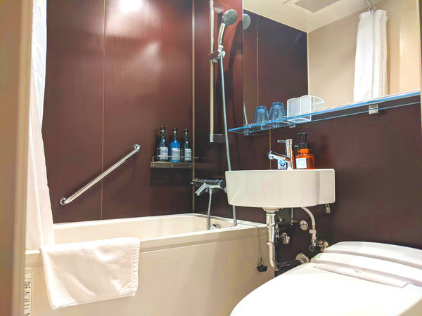 ���f���[�g�c�C�����o�X���[��